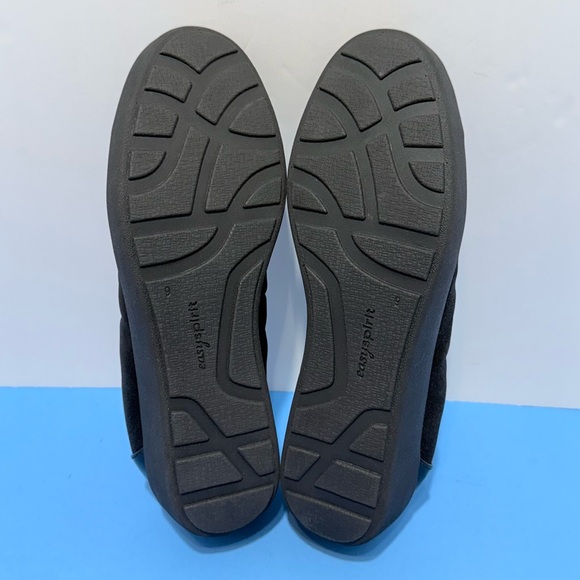 Easy Spirit Black Women's Flats - Picture 9 of 14